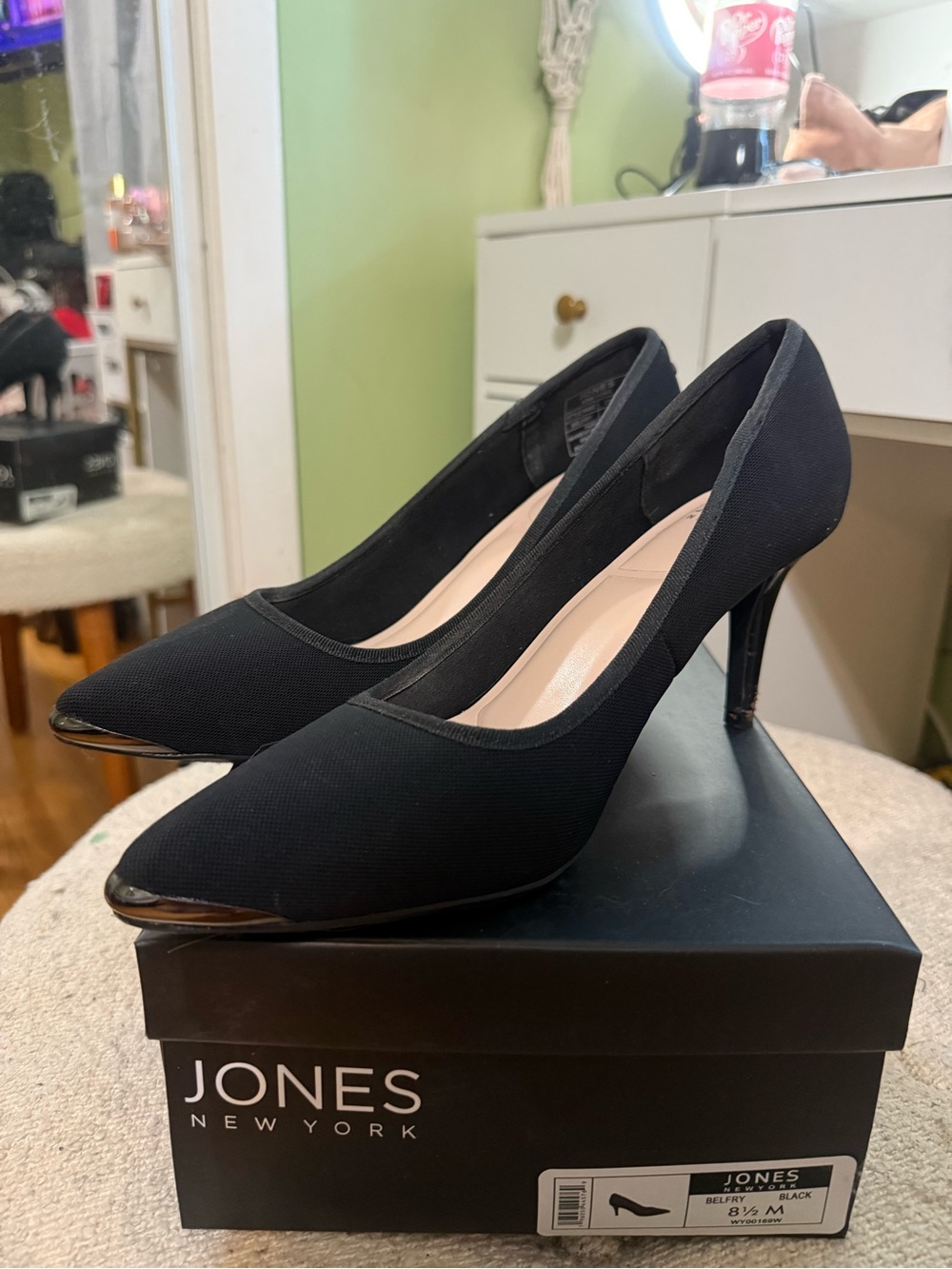Jones New York Black Pointed-Toe Kitten Heel Pumps